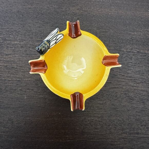 Vintage Ceramic Cicada Ashtray Provençal France Hand Painted Insect Bug Fly Dish - Picture 11 of 16